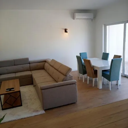 Faraon Free Private Parking * Mostar